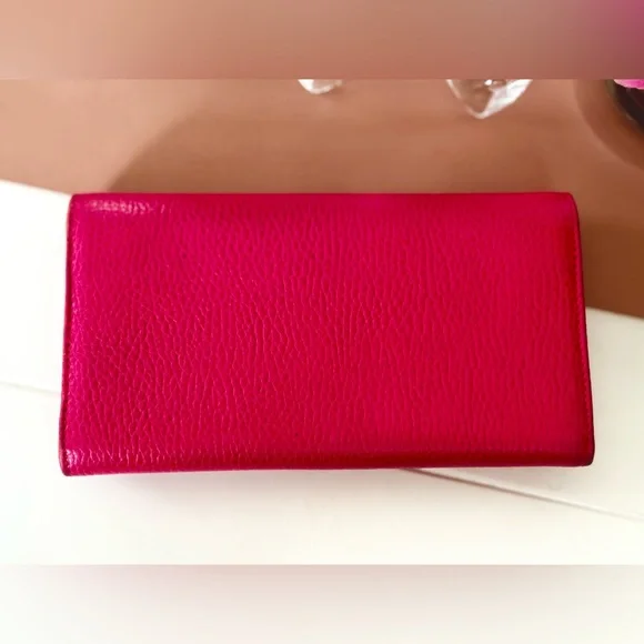 SOLD PINK Gucci Wallet - Picture 7 of 10